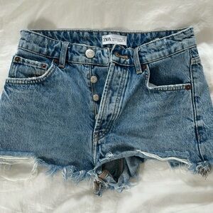 EUC denim short by Zara size 0